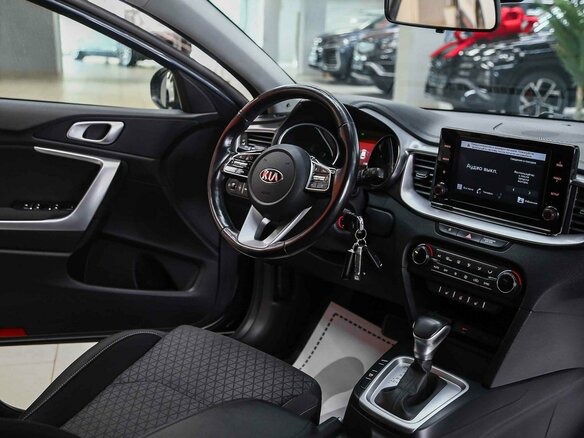 2020 Kia Ceed III, синий, 1590000 рублей - вид 9