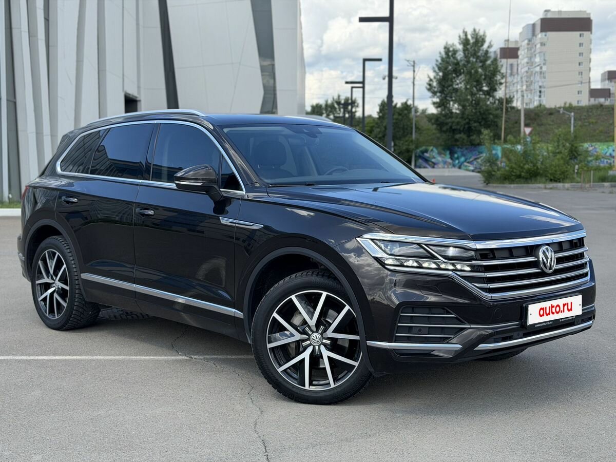 Открыть фотографии: Volkswagen Touareg III