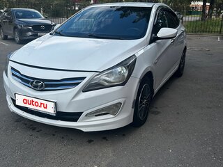 2014 Hyundai Solaris I Рестайлинг, белый, 750000 рублей, вид 1