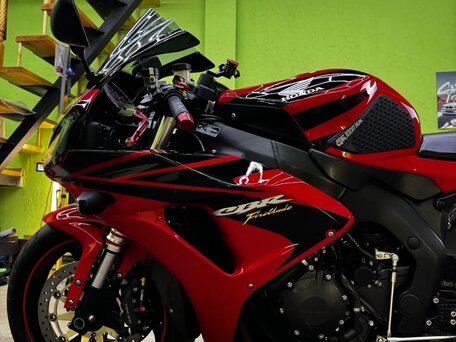 2006 Honda CBR 1000 RR/RA Fireblade, красный, 650000 рублей, вид 5
