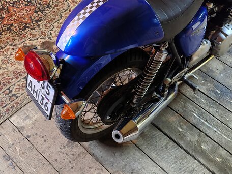 2005 Triumph Thruxton, синий, 540000 рублей, вид 2