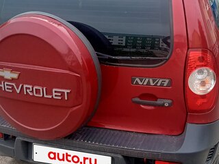 2017 Chevrolet Niva I Рестайлинг, красный, 700000 рублей, вид 5