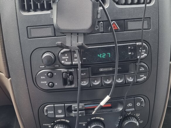 2001 Dodge Caravan Grand IV, красный, 499000 рублей - вид 17