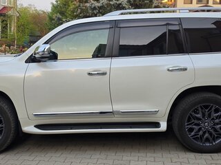 2019 Toyota Land Cruiser 200 Series Рестайлинг 2, пурпурный, 8400000 рублей, вид 5