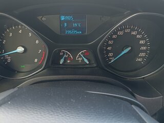 2015 Ford Focus III, чёрный, 690000 рублей, вид 5