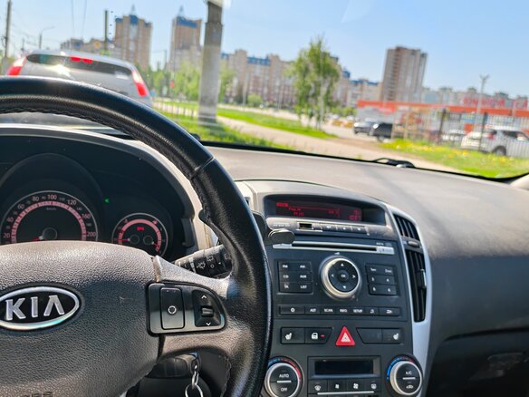 2010 Kia Ceed I Рестайлинг, серебристый, 750000 рублей - вид 7