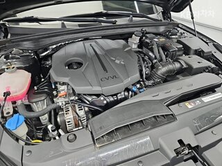 2022 Kia K5 III, чёрный, 2150000 рублей, вид 5