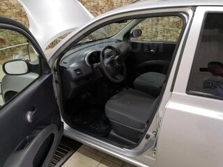 2006 Nissan Micra III (K12), серебристый, 500000 рублей, вид 3