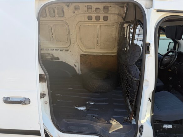 2007 Ford Transit Connect, белый, 290000 рублей - вид 12