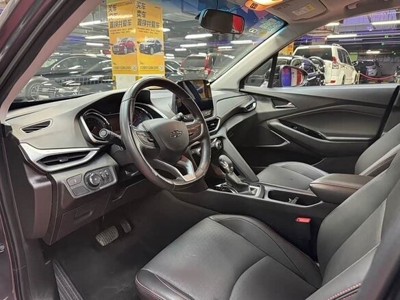 2023 Chevrolet Orlando II, чёрный, 1500000 рублей - вид 8