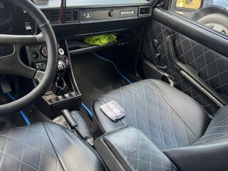 2010 Lada (ВАЗ) 2105, чёрный, 300000 рублей, вид 3