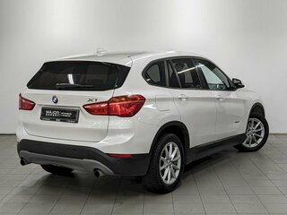 2017 BMW X1 20i xDrive II (F48), белый, 1990000 рублей, вид 5