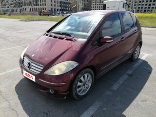 2005 Mercedes-Benz A-Класс 170 II (W169), пурпурный, 270000 рублей, вид 1