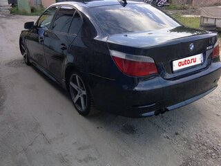 2006 BMW 5 серии 530i V (E60/E61), чёрный, 900000 рублей, вид 2