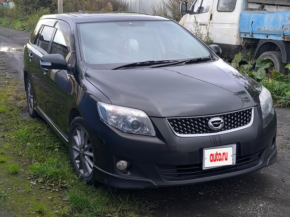 2011 Toyota Corolla Fielder X (E140, E150) Рестайлинг, чёрный, 850000 рублей - вид 2
