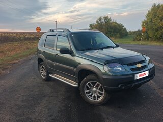 2018 Chevrolet Niva I Рестайлинг, серый, 780000 рублей, вид 2