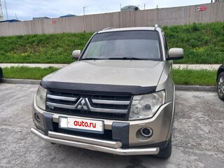 Mitsubishi Pajero IV