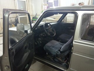 2003 Lada (ВАЗ) 2131 (4x4) I, серебристый, 265000 рублей, вид 5