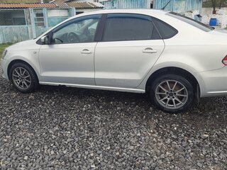 2011 Volkswagen Polo V, серебристый, 520000 рублей, вид 4
