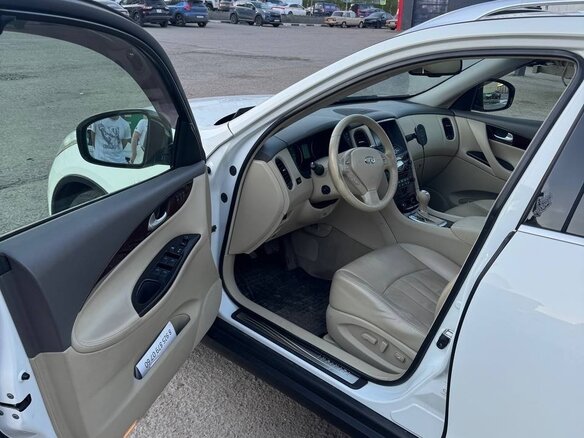 2011 Infiniti EX25 I (J50), белый, 1400000 рублей - вид 5