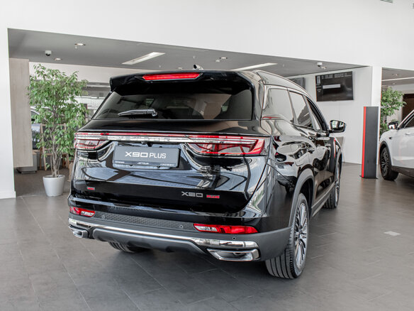 2026 Jetour X90+, чёрный, 4199000 рублей - вид 3
