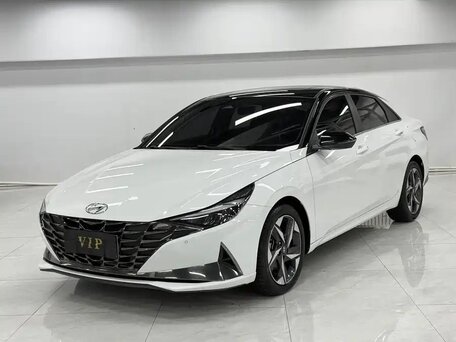 Hyundai Elantra VII (CN7)