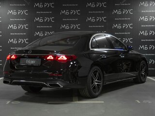 2026 Mercedes-Benz E-Класс 300 VI (W214, S214), чёрный, 9568000 рублей, вид 4