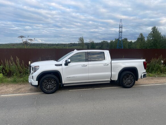 2022 GMC Sierra Crew Cab IV Рестайлинг, белый, 7900000 рублей - вид 6