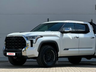 2022 Toyota Tundra CrewMax III, белый, 11500000 рублей, вид 1