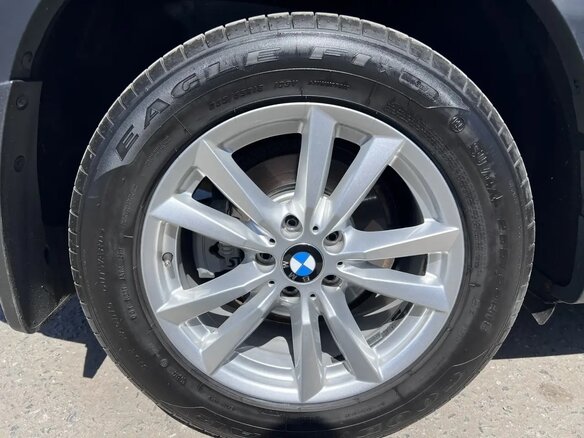 2017 BMW X5 25d III (F15), серый, 5300000 рублей - вид 13