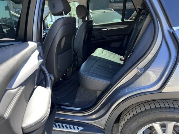 2017 BMW X5 25d III (F15), серый, 5300000 рублей - вид 29