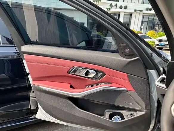 2025 BMW 3 серии 330Li VII (G2x) Рестайлинг 2, серый - вид 10