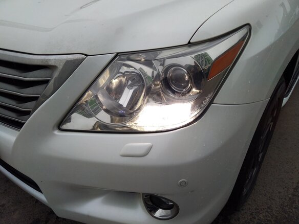 2009 Lexus LX 570 III, белый, 4300000 рублей - вид 18