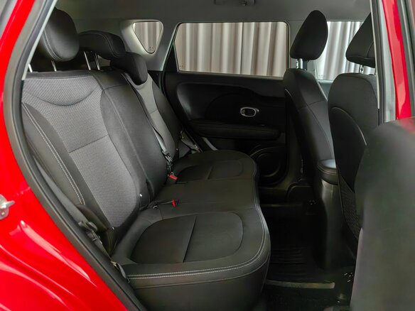 2018 Kia Soul II Рестайлинг, красный - вид 9