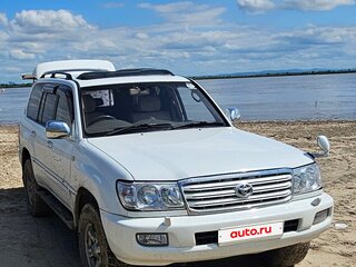 2002 Toyota Land Cruiser 100 Series Рестайлинг 1, белый, 2500000 рублей, вид 1