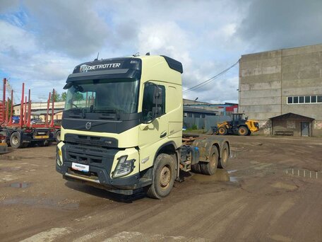2021 Volvo FM, жёлтый, 12150000 рублей, вид 1