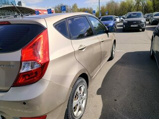 2012 Hyundai Solaris I, бежевый, 800000 рублей, вид 1