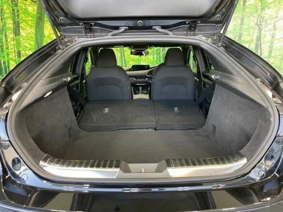 2020 Mazda 3 IV (BP), чёрный, 1435000 рублей - вид 16