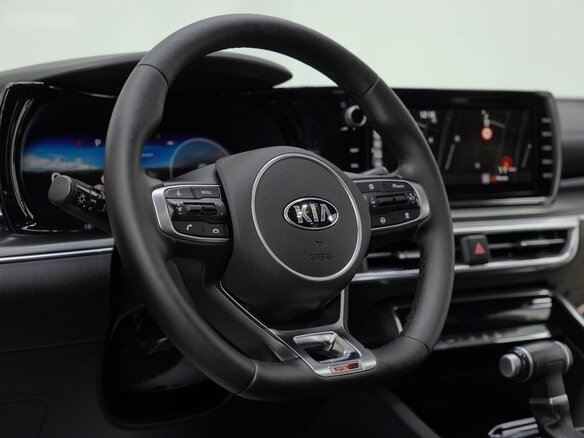 2021 Kia K5 III, синий - вид 5