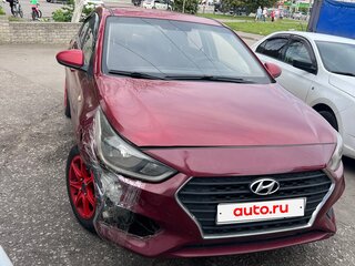 2017 Hyundai Solaris II, красный, 450000 рублей, вид 2