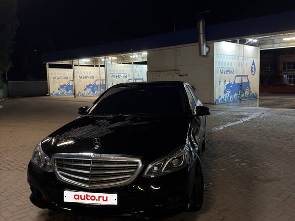 2015 Mercedes-Benz E-Класс 200 IV (W212, S212, C207) Рестайлинг, чёрный - вид 4