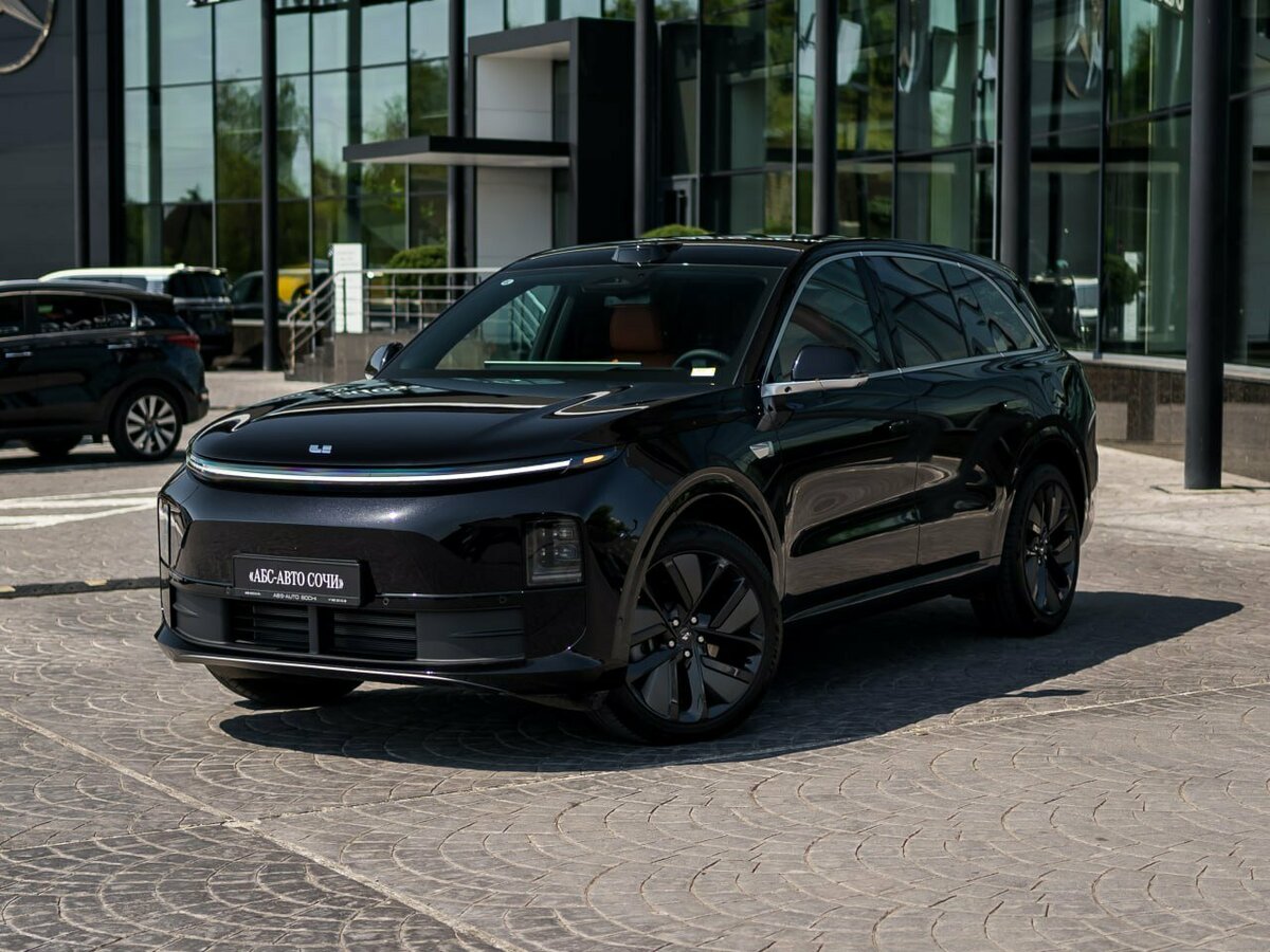 Открыть фотографии: Li Auto (Lixiang) L6 I