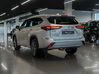 2026 Toyota Highlander IV (XU70), серый, 5750000 рублей, вид 4