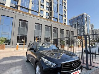 2016 Infiniti QX70, чёрный, 2100000 рублей, вид 2