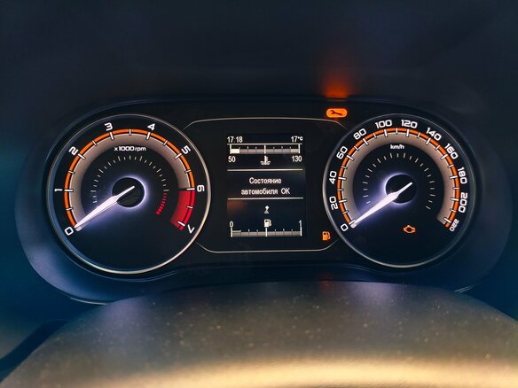 2026 Lada (ВАЗ) Vesta SW Cross I Рестайлинг (NG), серебристый, 2043000 рублей - вид 17