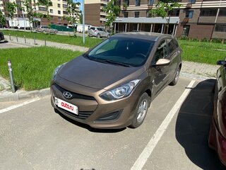 2013 Hyundai i30 II, жёлтый, 750000 рублей, вид 1