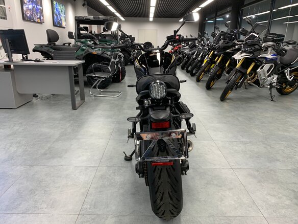 2023 Yamaha XSR700, чёрный, 890000 рублей - вид 6