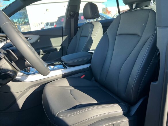 2025 Audi Q8 55 TFSI I (4M) Рестайлинг, серый, 14050000 рублей - вид 7