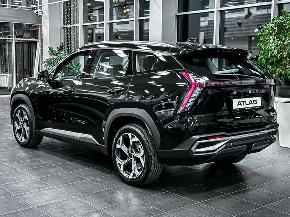 2026 Geely Atlas II, чёрный, 3909990 рублей - вид 6