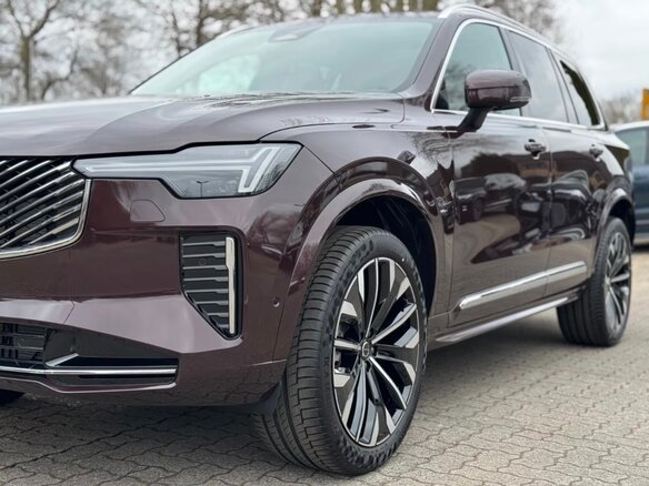 2025 Volvo XC90 B5 II Рестайлинг 2, коричневый, 8150000 рублей - вид 6